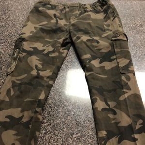 Camo pants